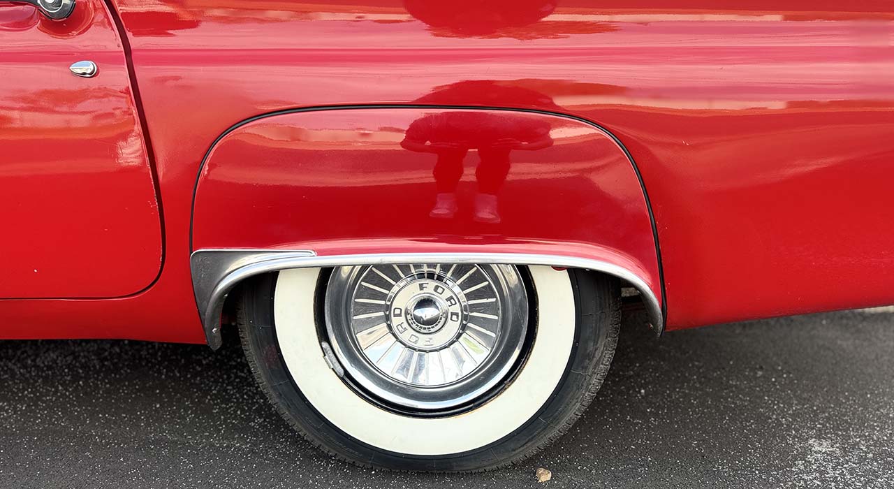 25th Image of a 1957 FORD THUNDERBIRD