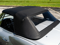 Image 7 of 15 of a 1966 CHEVROLET CORVETTE