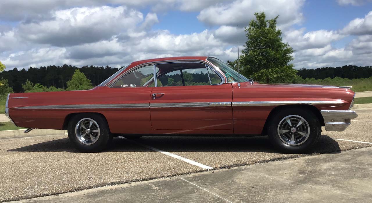 3rd Image of a 1961 PONTIAC BONNEVILLE