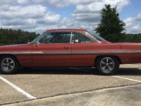 Image 3 of 10 of a 1961 PONTIAC BONNEVILLE