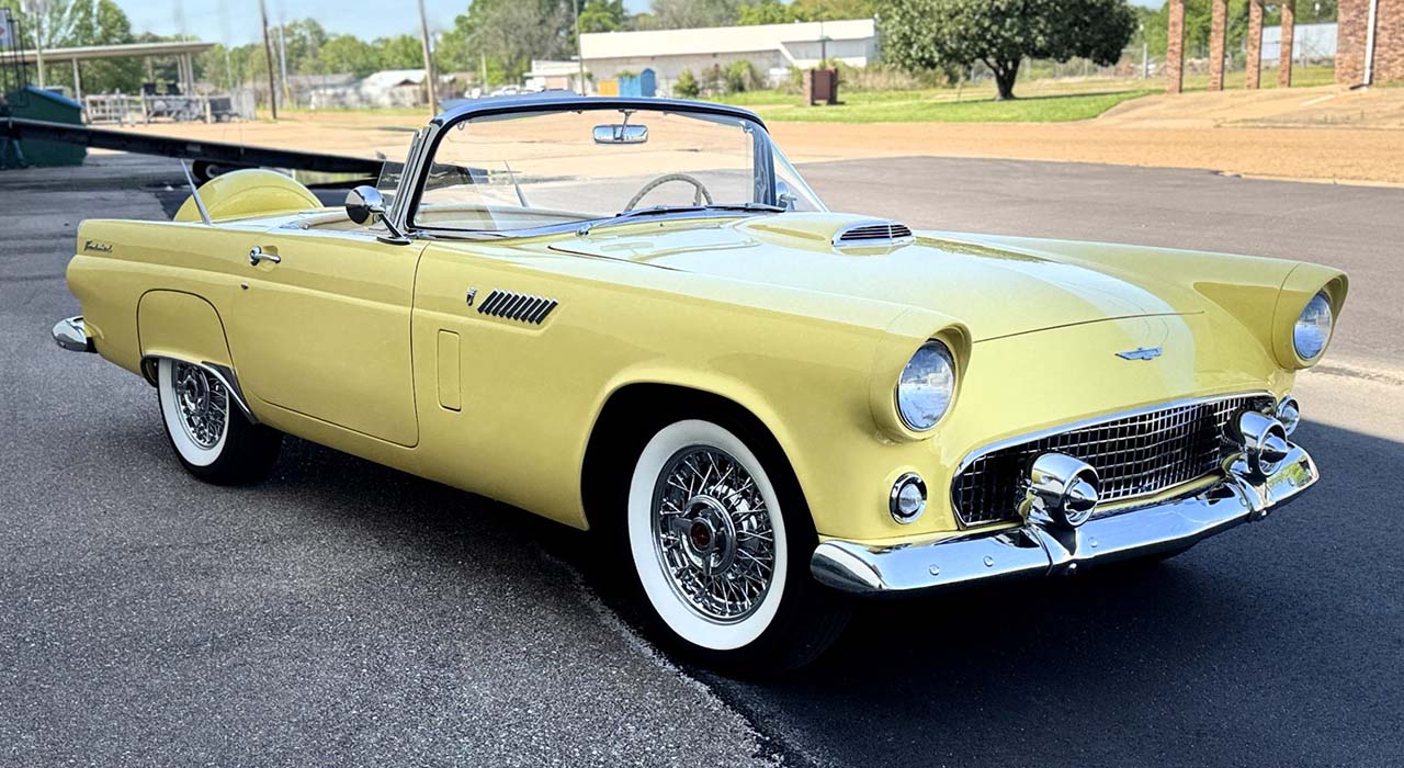 1st Image of a 1956 FORD THUNDERBIRD