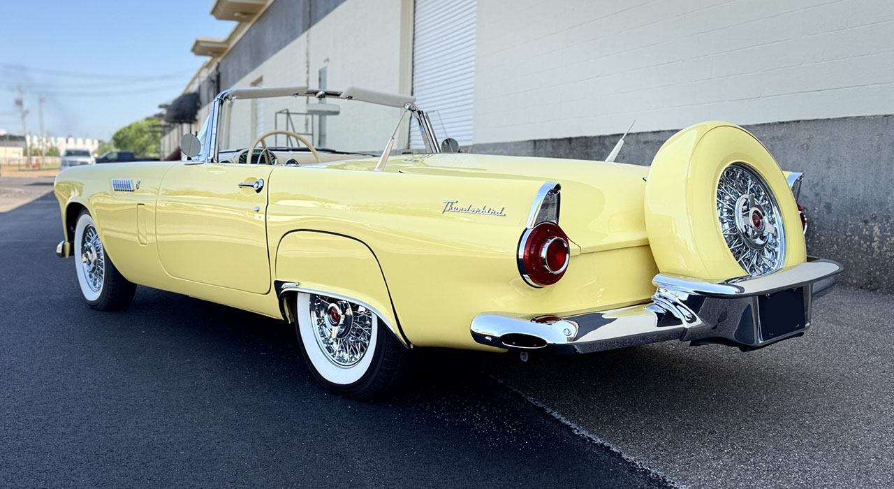 2nd Image of a 1956 FORD THUNDERBIRD