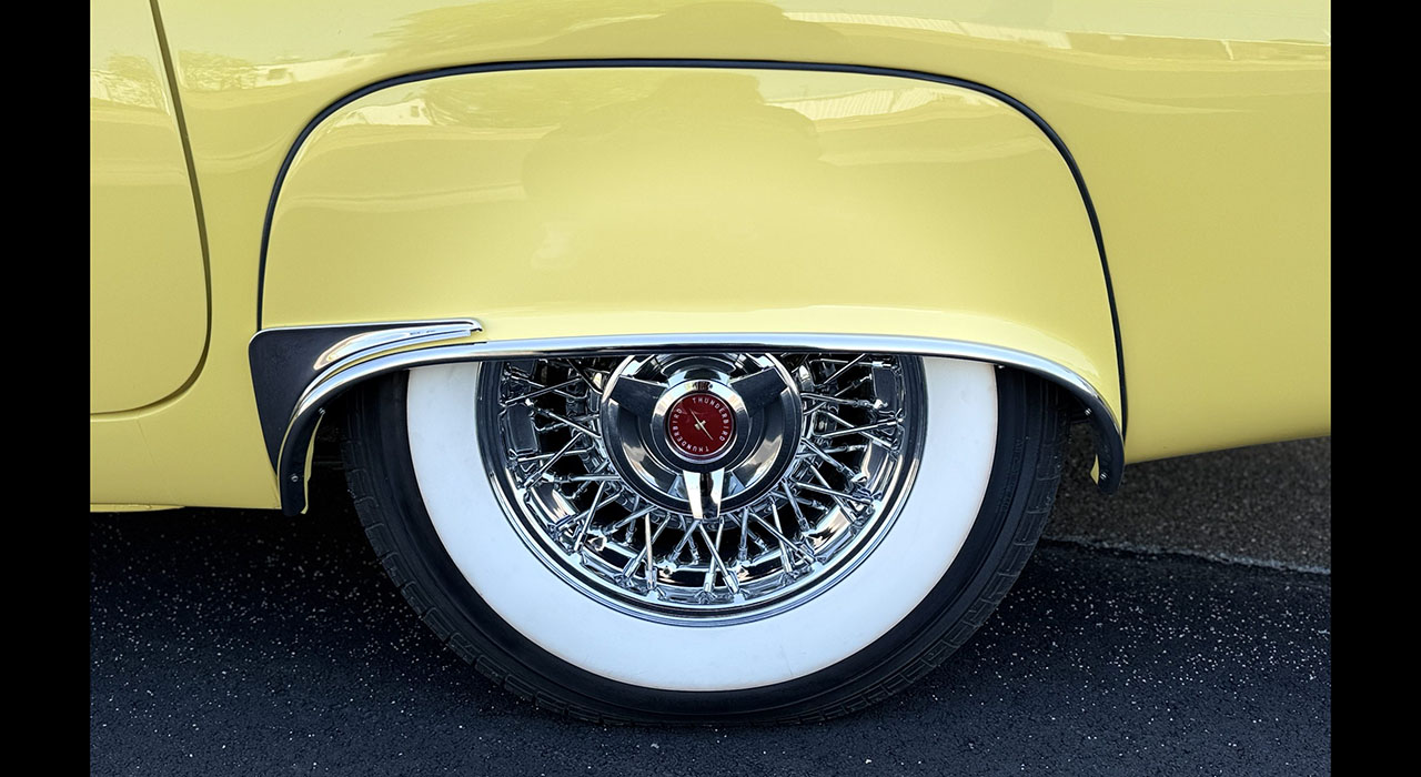 13th Image of a 1956 FORD THUNDERBIRD
