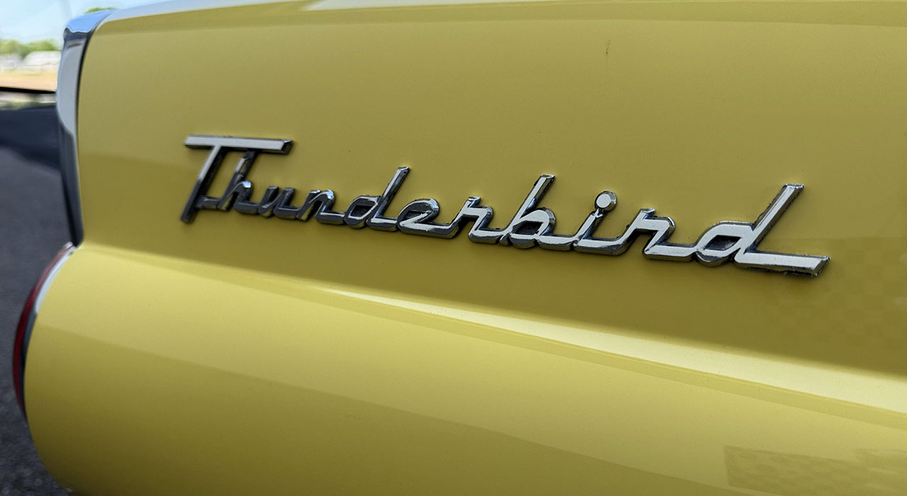 16th Image of a 1956 FORD THUNDERBIRD