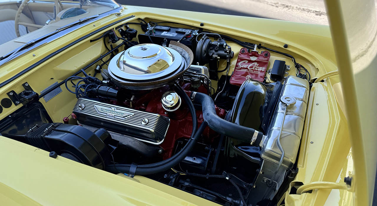 28th Image of a 1956 FORD THUNDERBIRD