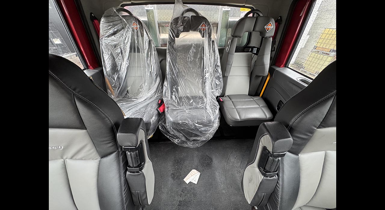 8th Image of a 2016 INTERNATIONAL 7400
