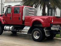 Image 4 of 10 of a 2016 INTERNATIONAL 7400