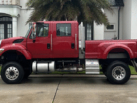 Image 5 of 10 of a 2016 INTERNATIONAL 7400