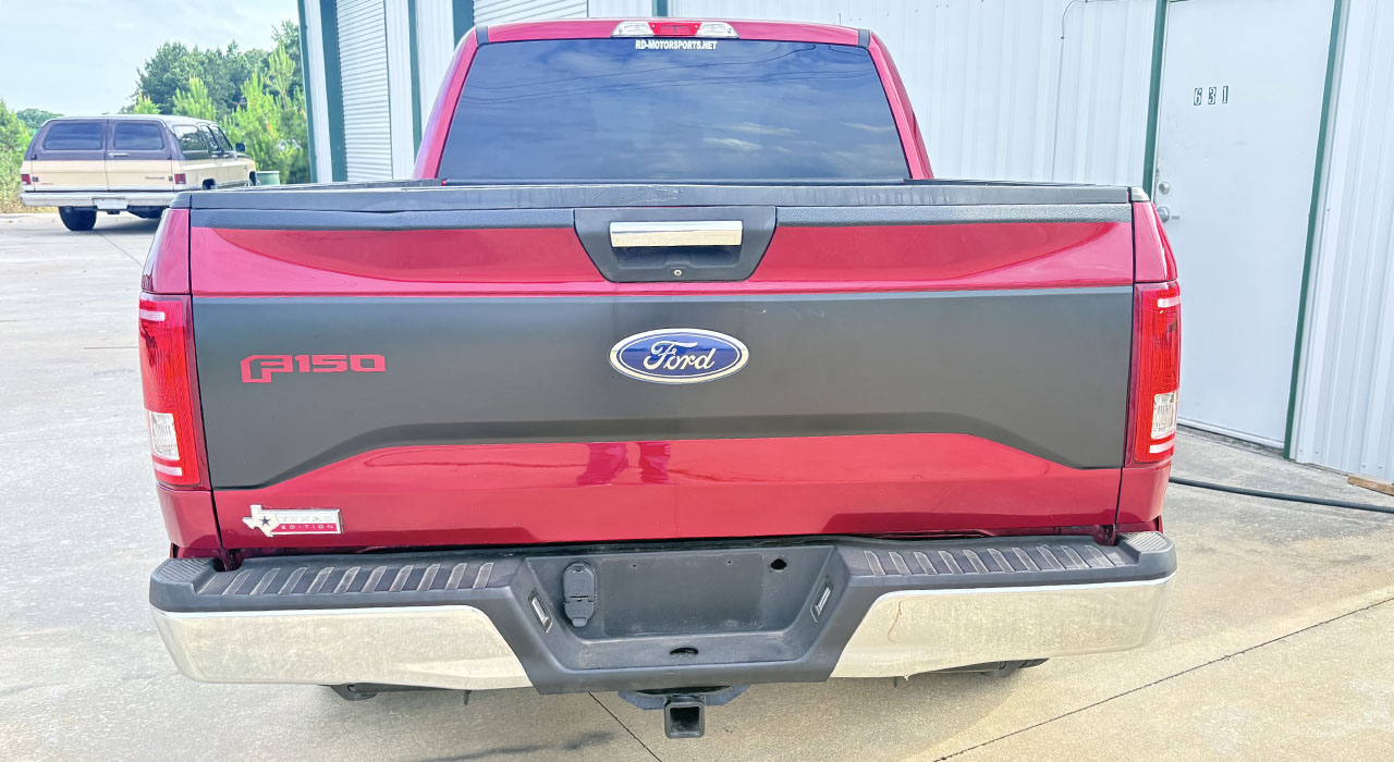 3rd Image of a 2016 FORD F150 XLT