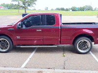Image 2 of 6 of a 2016 FORD F150 XLT