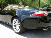 Image 5 of 22 of a 2007 JAGUAR XK