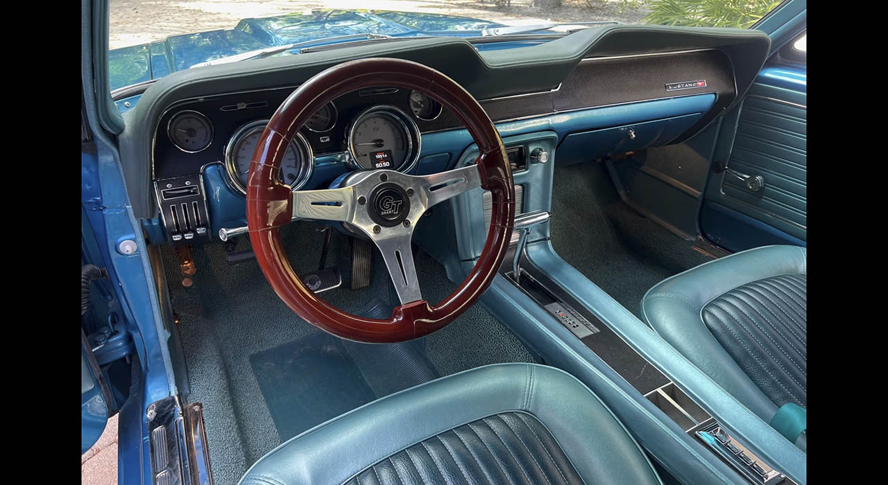 13th Image of a 1968 FORD MUSTANG