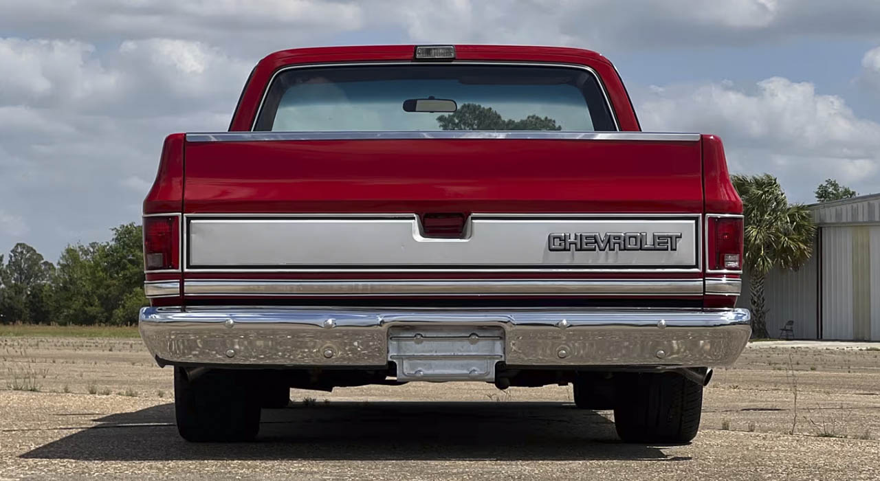 11th Image of a 1986 CHEVROLET C10