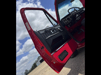 Image 13 of 22 of a 1986 CHEVROLET C10