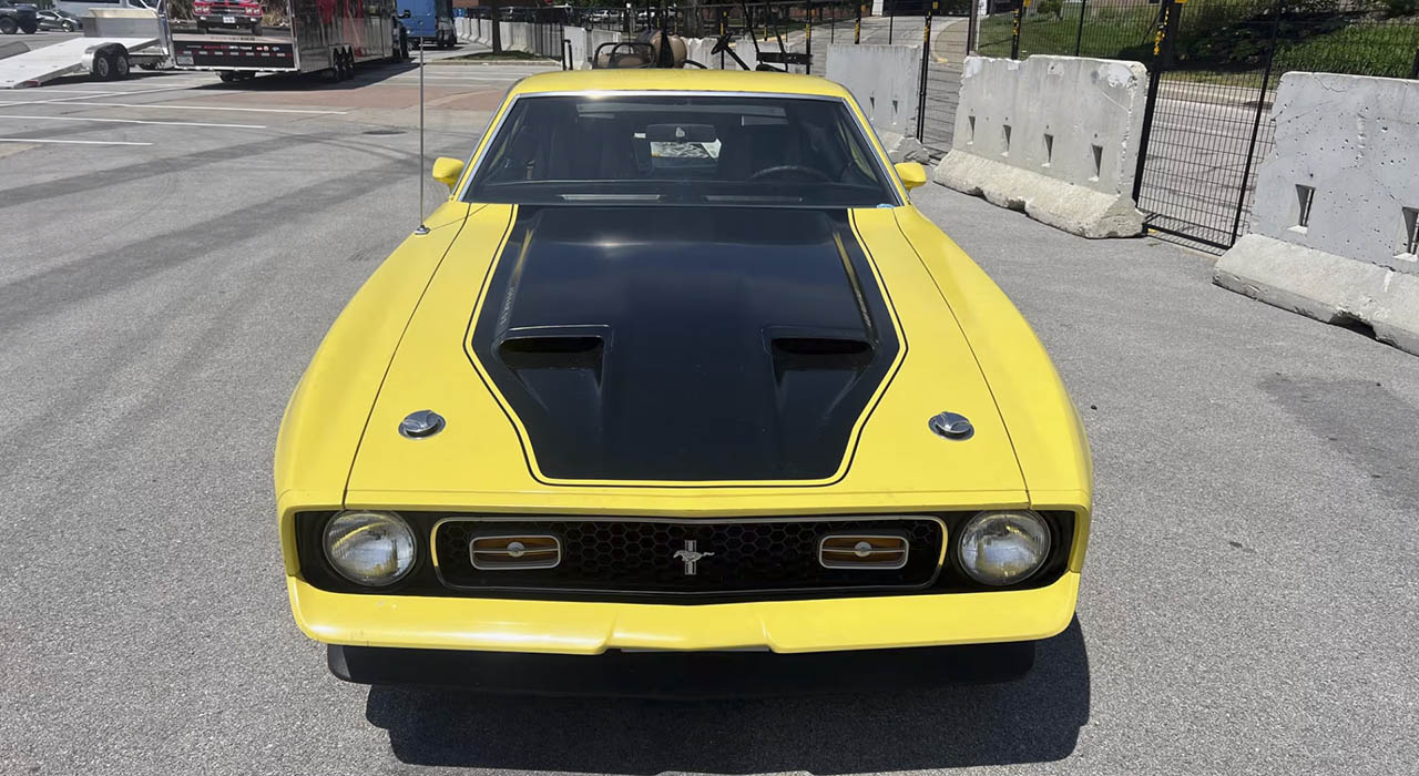 3rd Image of a 1971 FORD MUSTANG MACH 1 FASTBACK