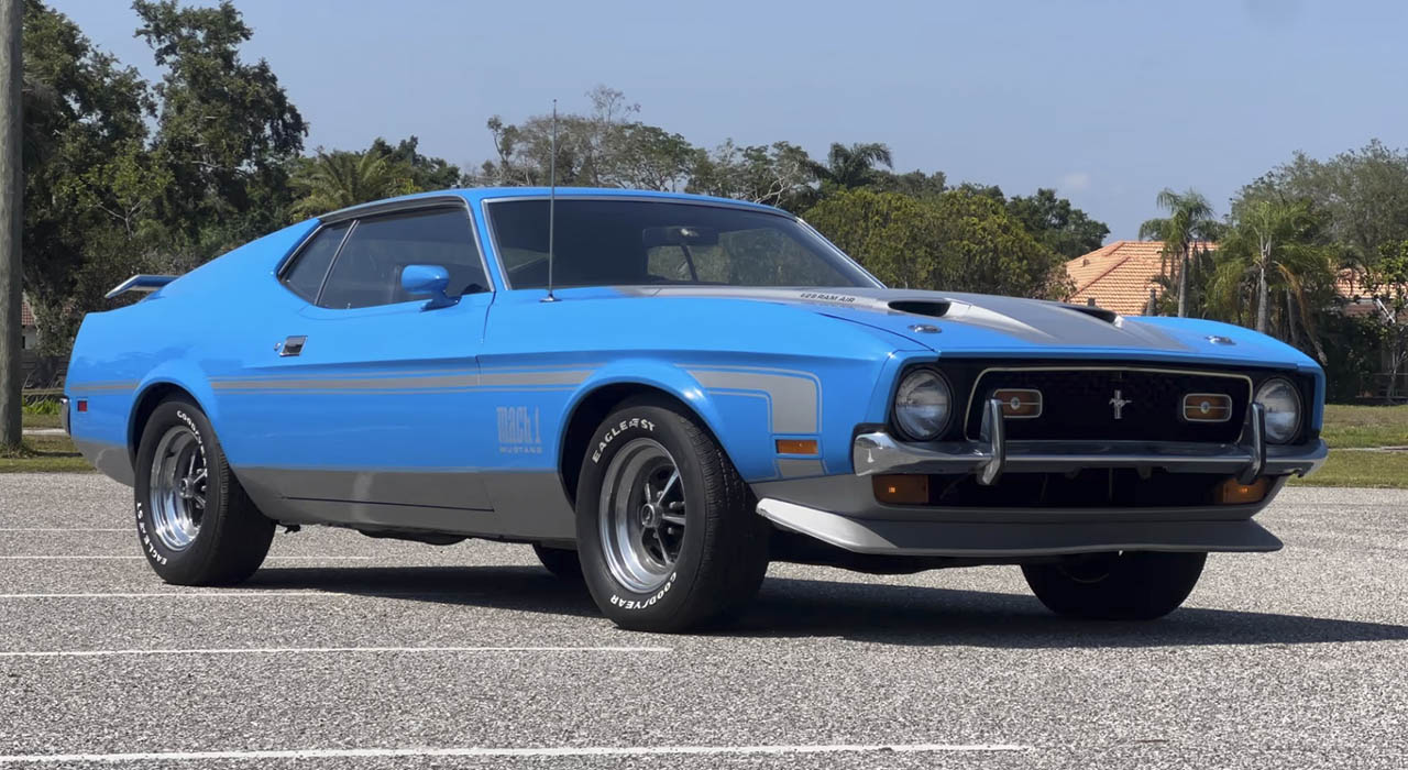 2nd Image of a 1971 FORD MUSTANG MACH 1 FASTBACK