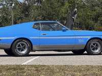 Image 10 of 20 of a 1971 FORD MUSTANG MACH 1 FASTBACK