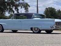 Image 6 of 24 of a 1958 LINCOLN CONTINENTAL MARK III