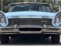 Image 9 of 24 of a 1958 LINCOLN CONTINENTAL MARK III