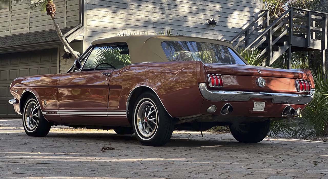 3rd Image of a 1966 FORD MUSTANG GT