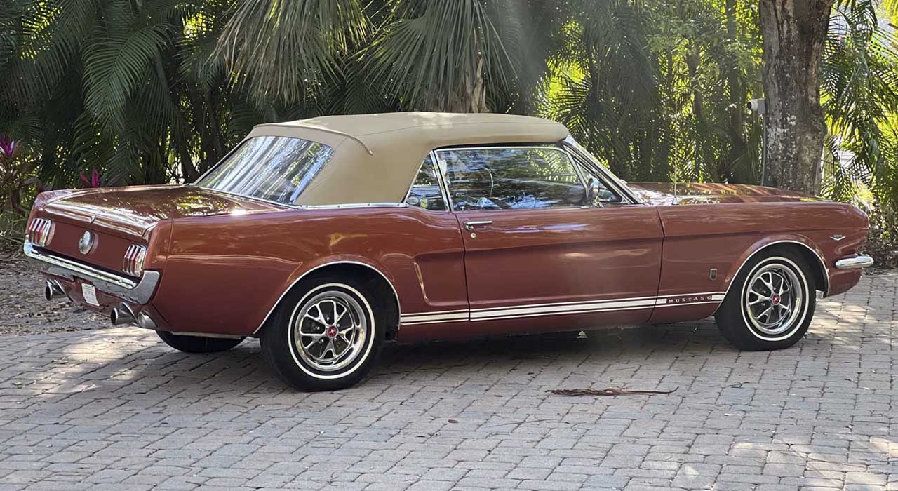 4th Image of a 1966 FORD MUSTANG GT