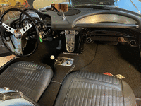 Image 9 of 13 of a 1958 CHEVROLET CORVETTE