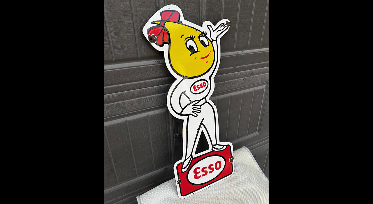 2nd Image of a N/A ESSO OIL DROP GRIL