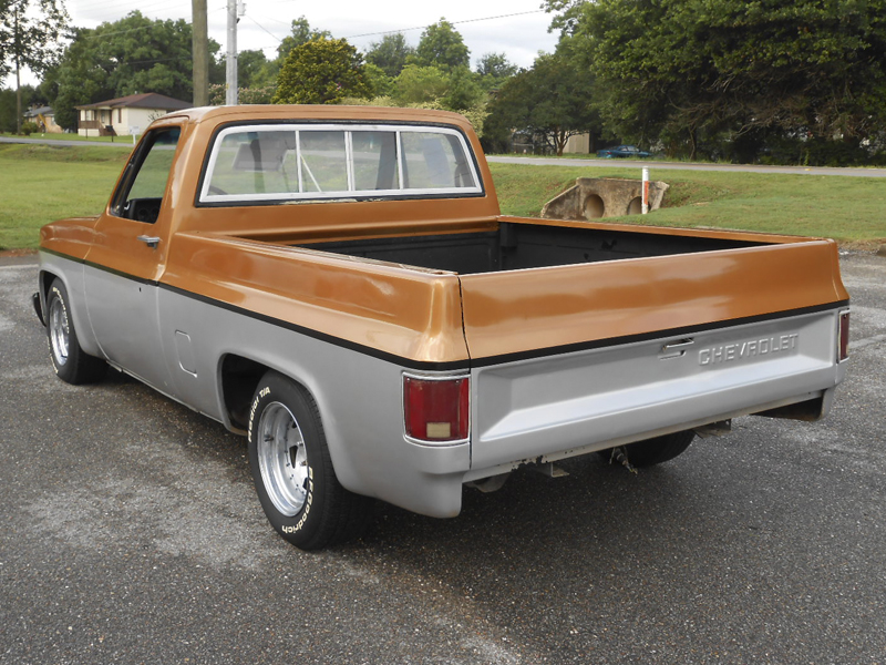 2nd Image of a 1981 CHEVROLET C10