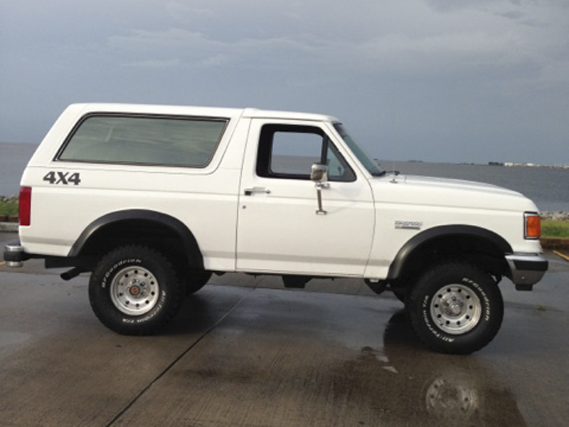 7th Image of a 1990 FORD BRONCO XLT