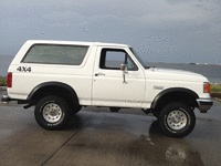 Image 8 of 12 of a 1990 FORD BRONCO XLT