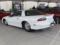 Image 3 of 9 of a 1997 CHEVROLET CAMARO