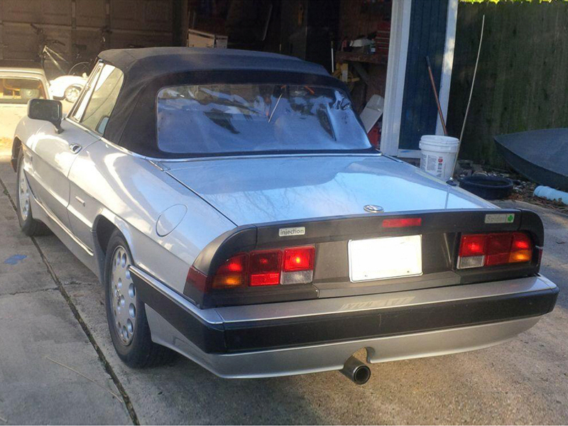 2nd Image of a 1987 ALFA ROMEO SPIDER QUADRIFOGLIO