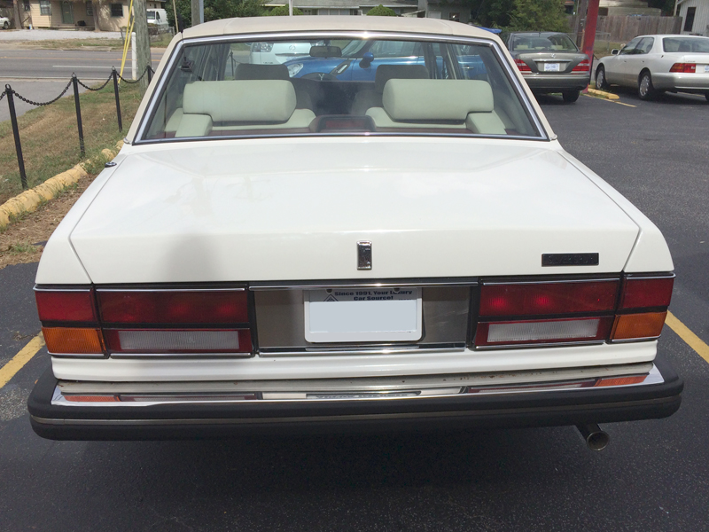 3rd Image of a 1989 ROLLS ROYCE SILVER SPUR
