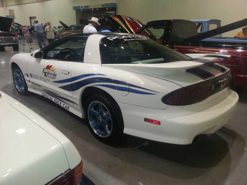 2nd Image of a 1999 PONTIAC FIREBIRD