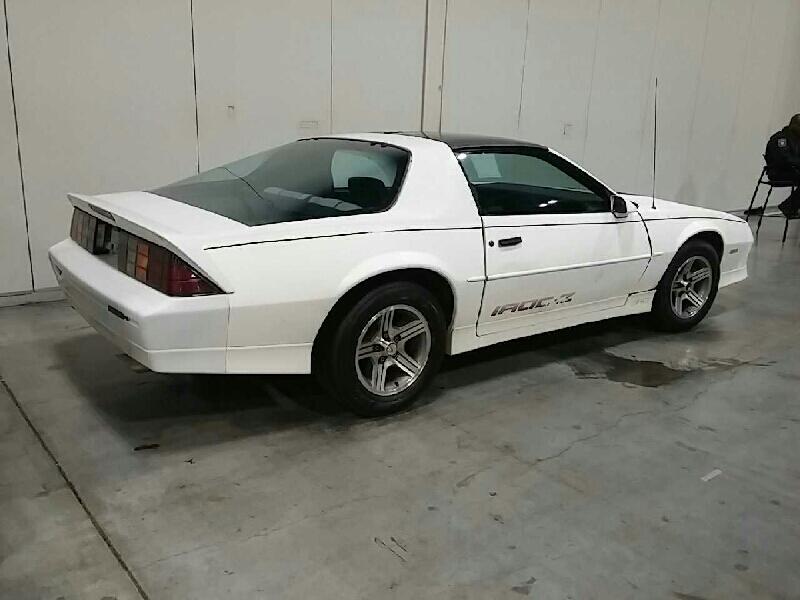 1st Image of a 1988 CHEVROLET CAMARO