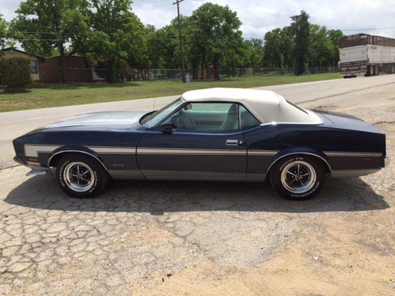1st Image of a 1973 FORD MUSTANG