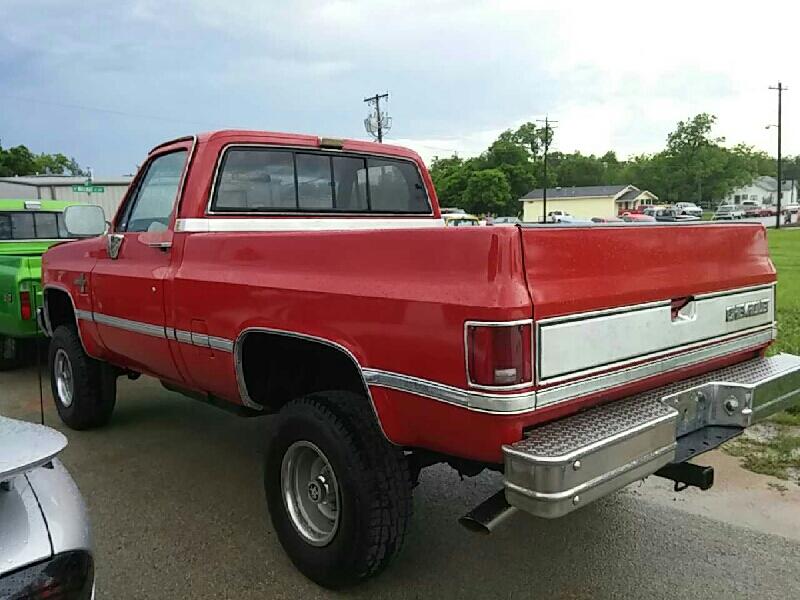 1st Image of a 1987 CHEVROLET V20