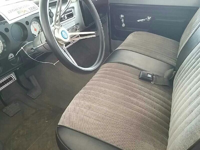 3rd Image of a 1972 CHEVROLET C10