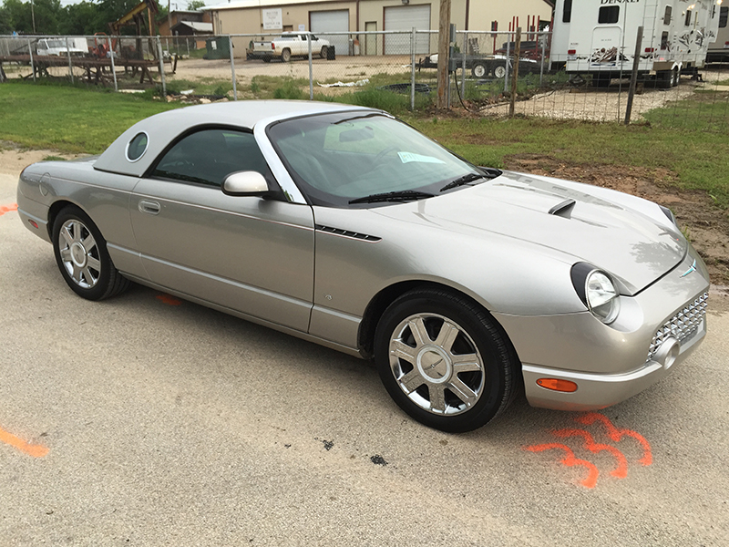 1st Image of a 2004 FORD THUNDERBIRD