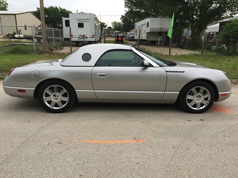 2nd Image of a 2004 FORD THUNDERBIRD