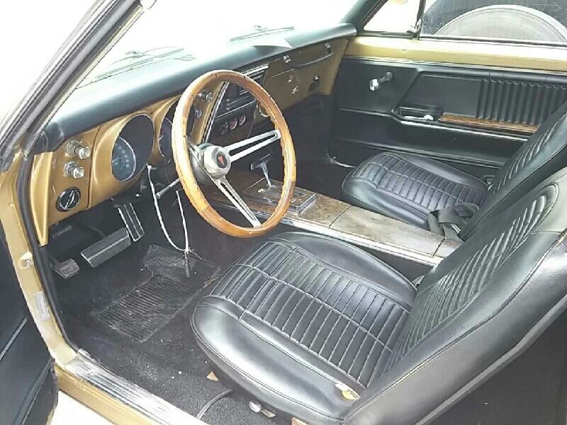 2nd Image of a 1967 PONTIAC FIREBIRD