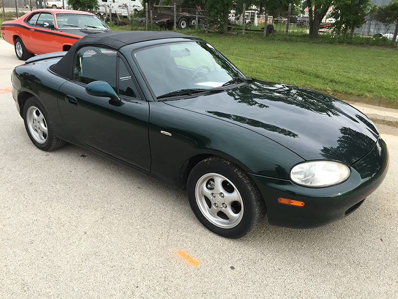 1st Image of a 1999 MAZDA MIATA