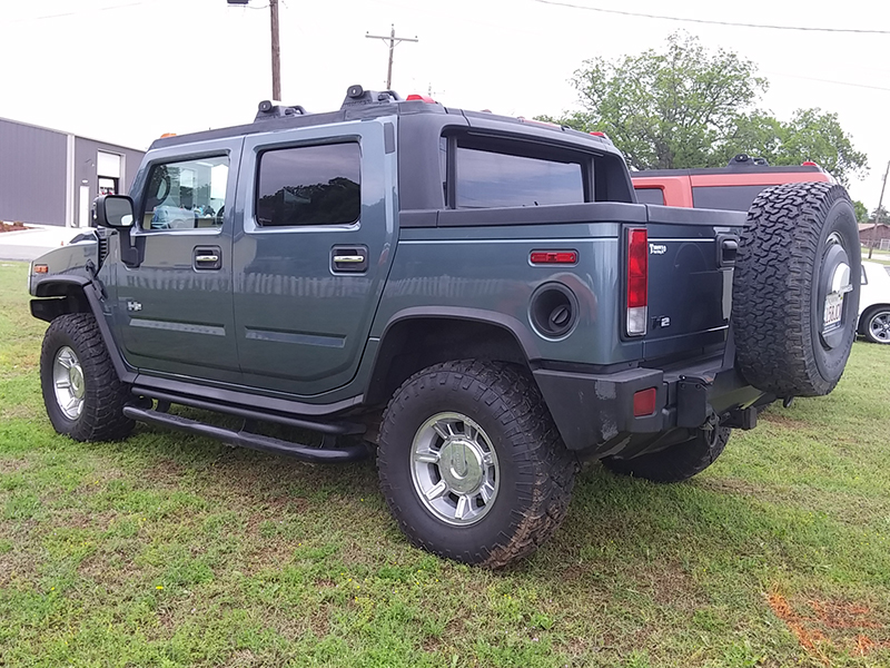 1st Image of a 2006 HUMMER H2 SUT