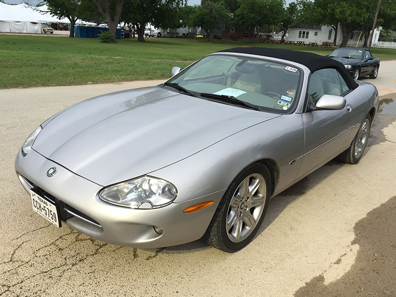 1st Image of a 2000 JAGUAR XK8 XK