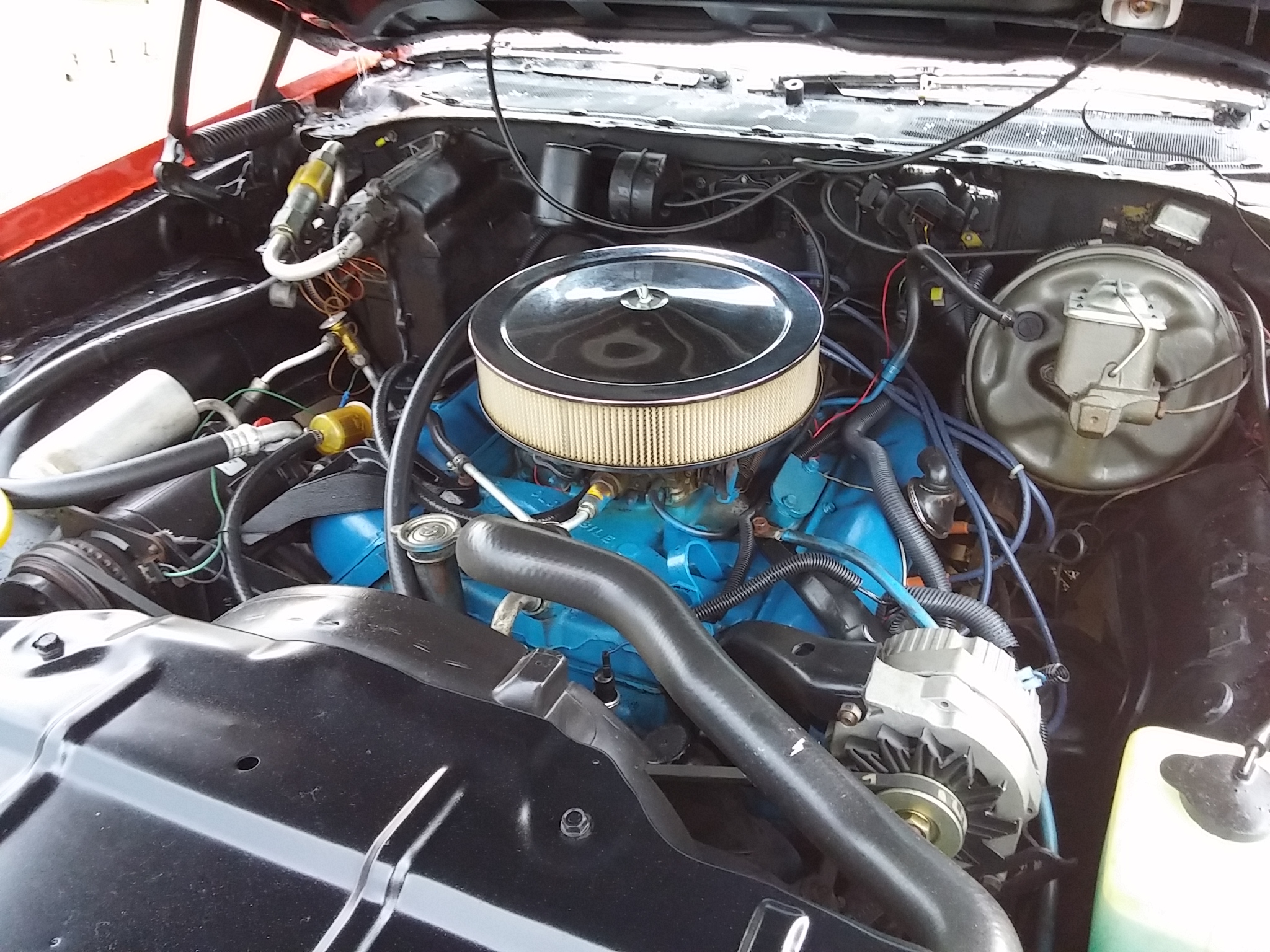 4th Image of a 1971 OLDSMOBILE CUTLASS