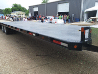 Image 2 of 3 of a 2015 TRAX 38FT HYDRAULIC DOVE TAIL