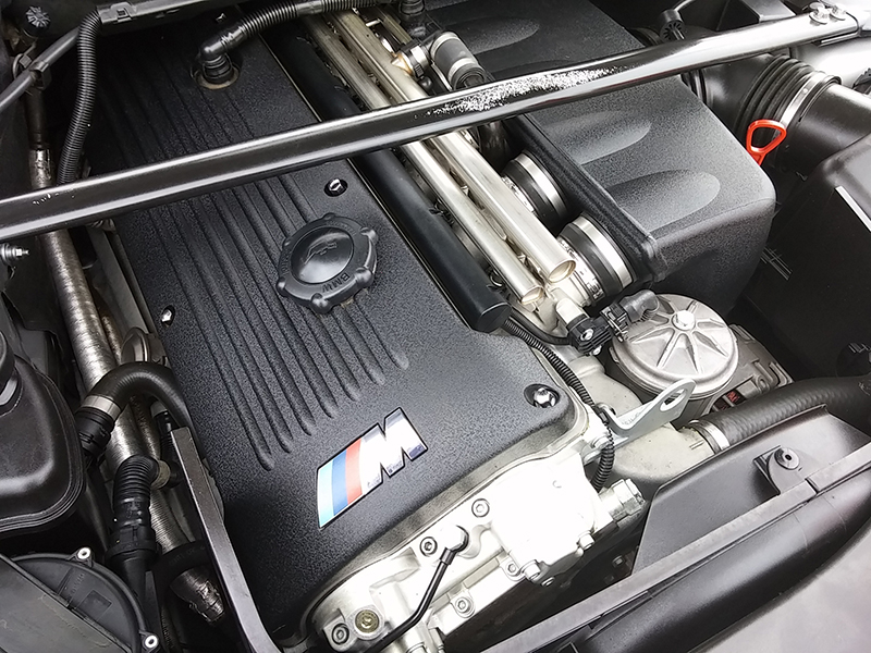 3rd Image of a 2003 BMW M3
