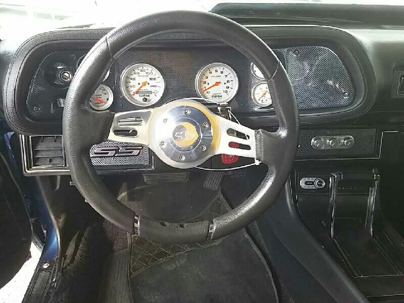 3rd Image of a 1972 CHEVROLET CAMARO
