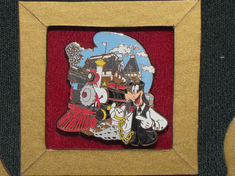 2nd Image of a 2002 FIREMAN MICKEY TRAIN CONDUCTOR GOOFY SET OF 2