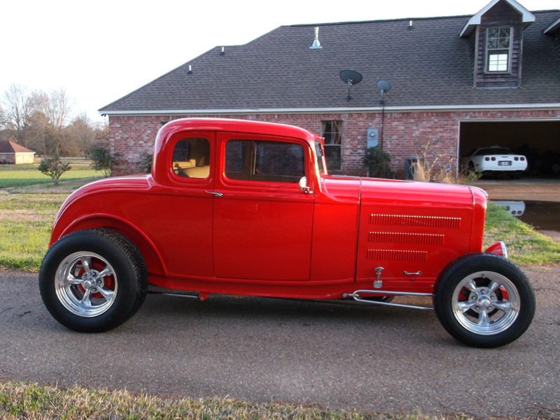 3rd Image of a 1932 FORD 5 WINDOW